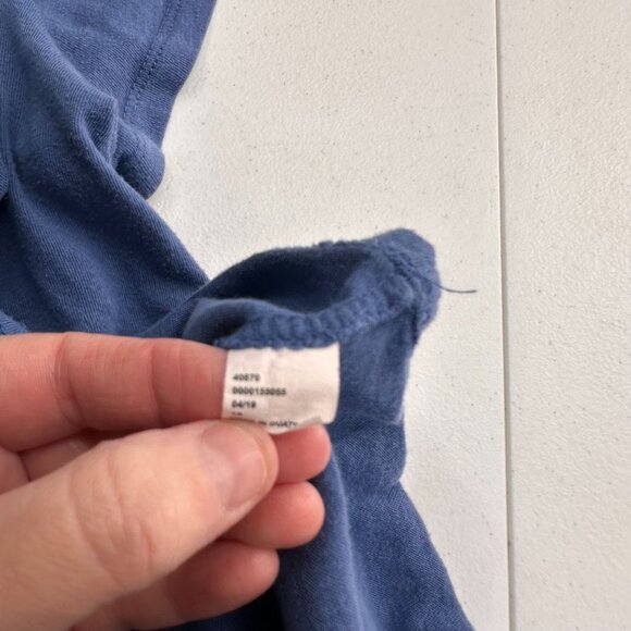 Harry Potter Hogwarts Crest Blue Graphic T-Shirt Size M 100% Cotton Tee Gold - Picture 4 of 8